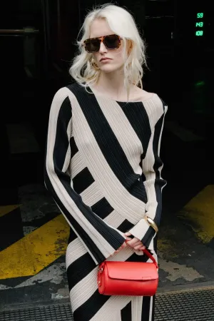 IRIS MAREE