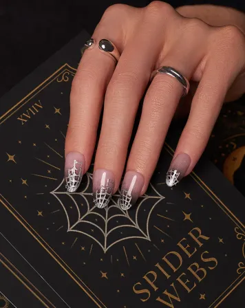 NÉONAIL introduceert betoverende Halloween-collectie 2025